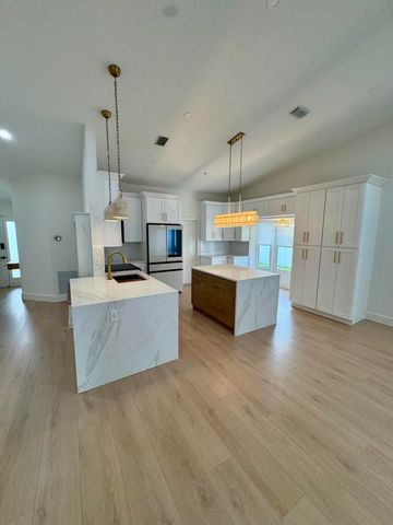 64 Paxford Lane, Boynton Beach, FL 33426