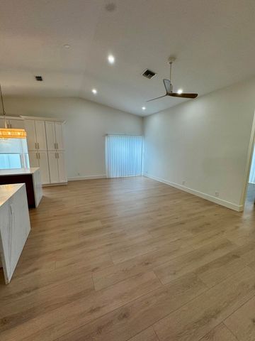 64 Paxford Lane, Boynton Beach, FL 33426