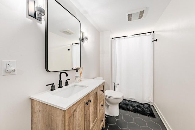 N41W32881 Neptune Bight, Nashotah, WI 53058