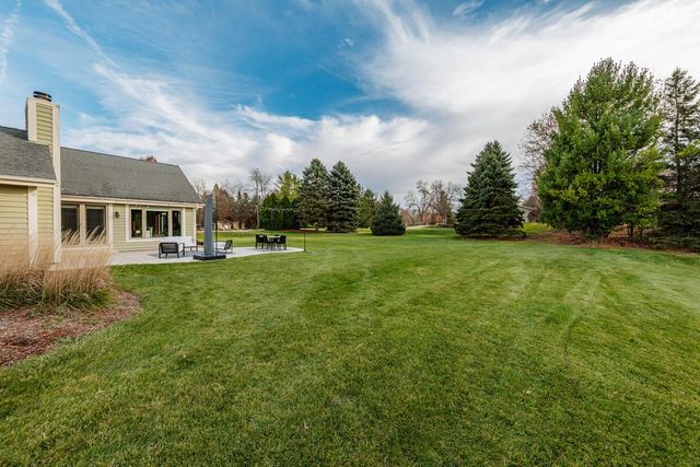 N41W32881 Neptune Bight, Nashotah, WI 53058