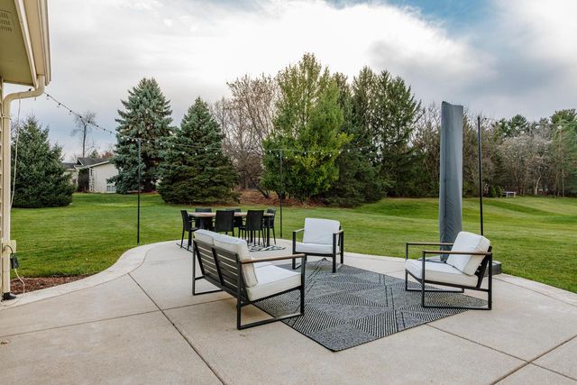 N41W32881 Neptune Bight, Nashotah, WI 53058