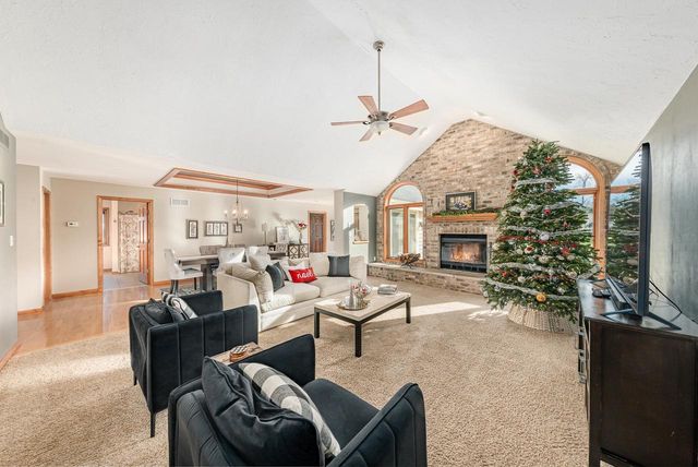 N41W32881 Neptune Bight, Nashotah, WI 53058