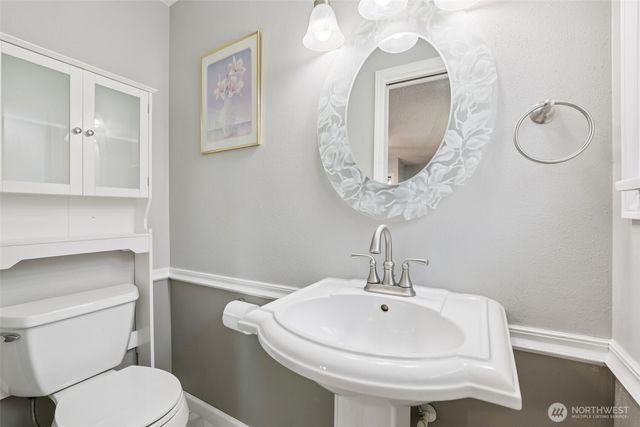 4913 S 161st Street, Tukwila, WA 98188