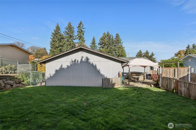 4913 S 161st Street, Tukwila, WA 98188