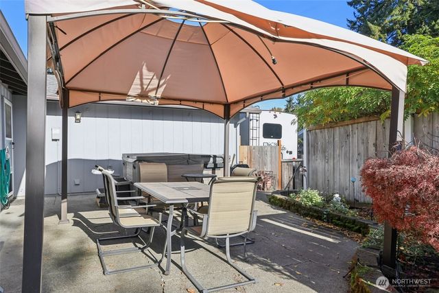 4913 S 161st Street, Tukwila, WA 98188