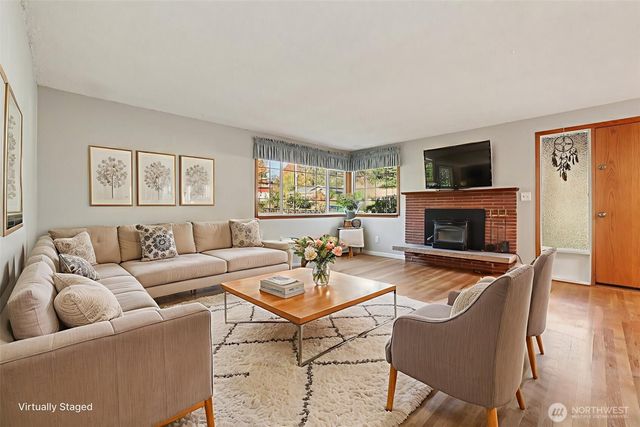 4913 S 161st Street, Tukwila, WA 98188