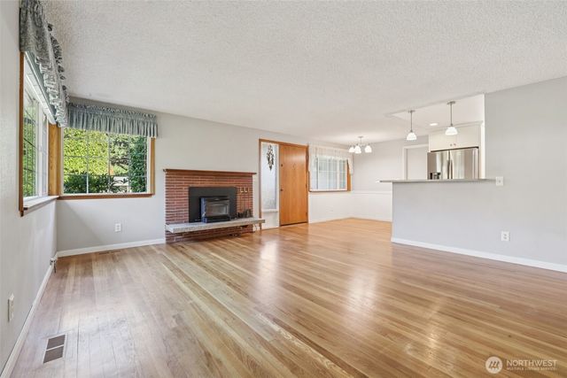 4913 S 161st Street, Tukwila, WA 98188