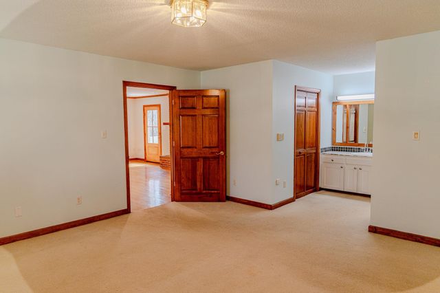 306 Green Tree Court, Spartanburg, SC 29302