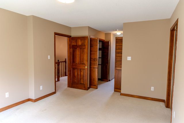 306 Green Tree Court, Spartanburg, SC 29302