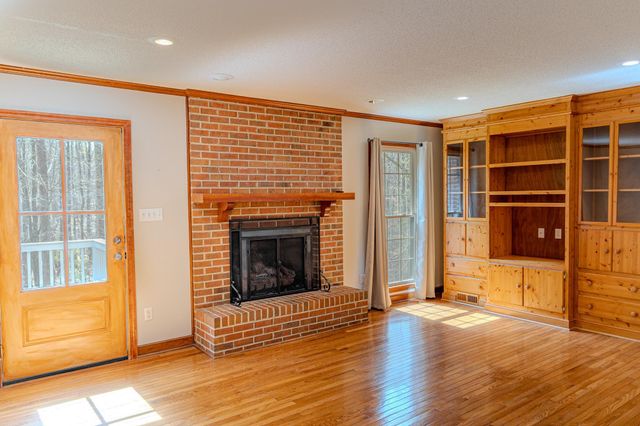 306 Green Tree Court, Spartanburg, SC 29302