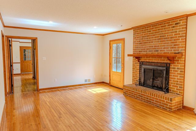 306 Green Tree Court, Spartanburg, SC 29302