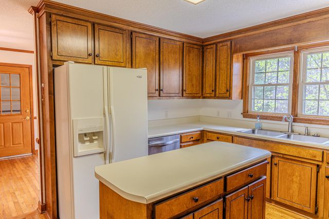 306 Green Tree Court, Spartanburg, SC 29302