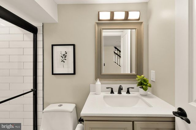 6519 PINEY BRANCH RD NW, Washington, DC 20012