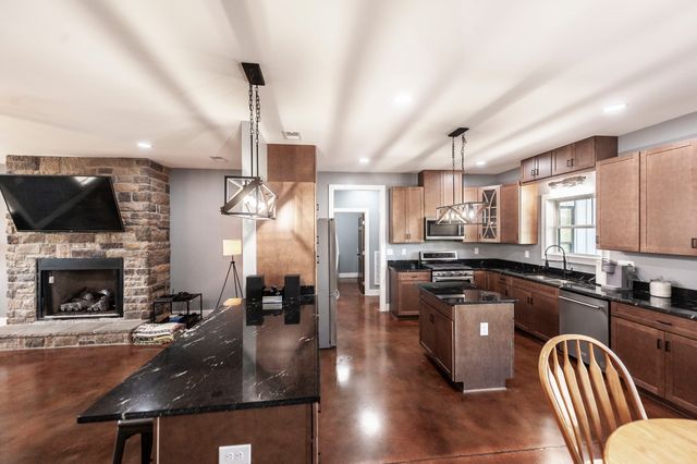 223 Cedar Hill Rd, Adams, TN 37010