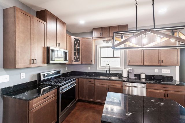 223 Cedar Hill Rd, Adams, TN 37010