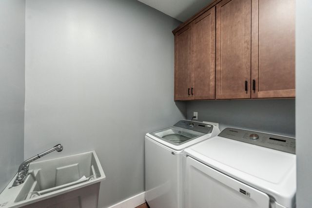 223 Cedar Hill Rd, Adams, TN 37010