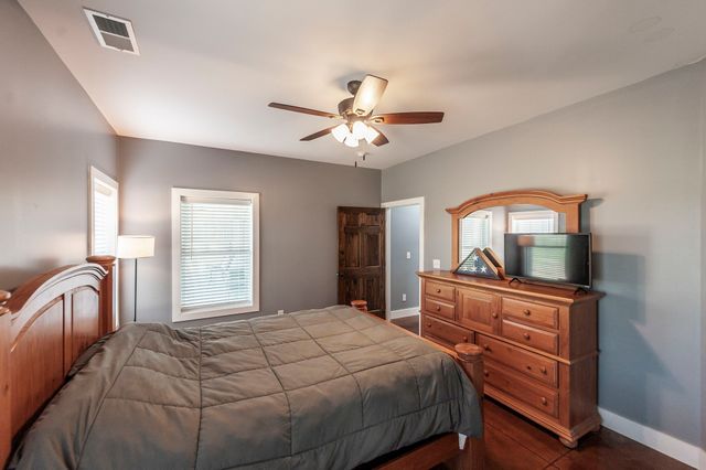 223 Cedar Hill Rd, Adams, TN 37010