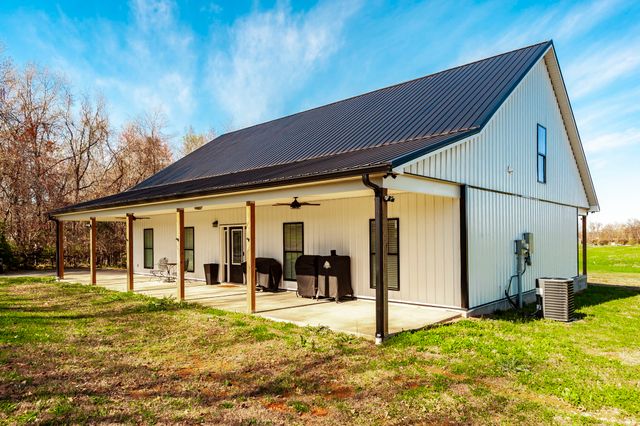 223 Cedar Hill Rd, Adams, TN 37010