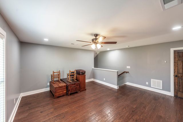 223 Cedar Hill Rd, Adams, TN 37010