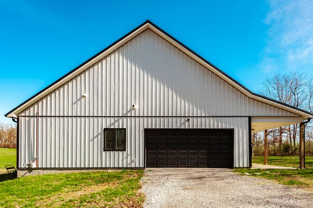 223 Cedar Hill Rd, Adams, TN 37010