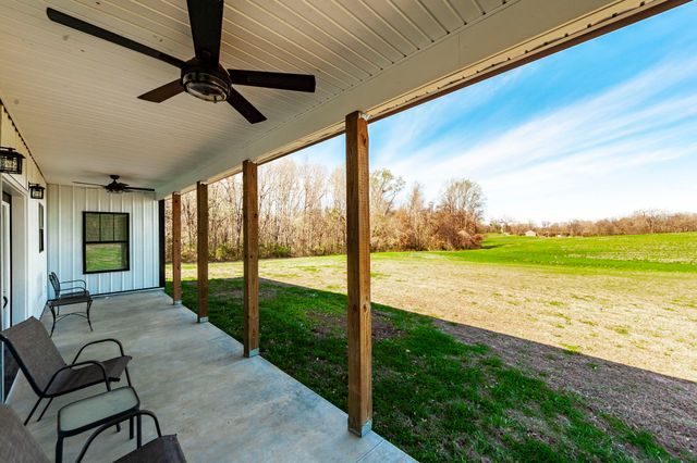 223 Cedar Hill Rd, Adams, TN 37010