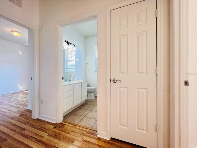 3326 ROBERT TRENT JONES DRIVE 40302, Orlando, FL 32835