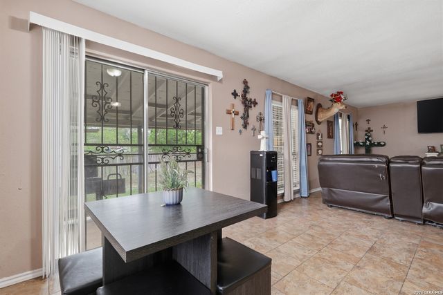 1119 Boling Brook, San Antonio, TX 78245