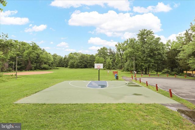 3215 MEMORIAL ST, Alexandria, VA 22306