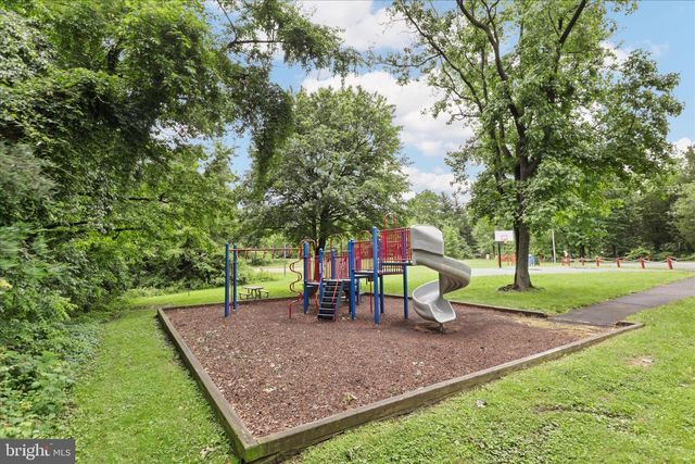 3215 MEMORIAL ST, Alexandria, VA 22306