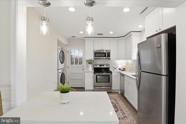 3215 MEMORIAL ST, Alexandria, VA 22306