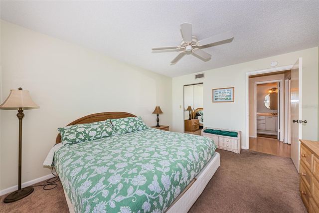 6080 BAHIA DEL MAR CIRCLE 112, St Petersburg, FL 33715