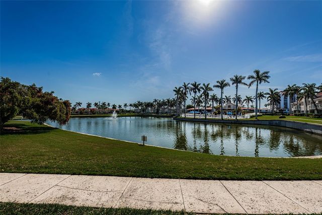 6080 BAHIA DEL MAR CIRCLE 112, St Petersburg, FL 33715