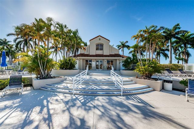 6080 BAHIA DEL MAR CIRCLE 112, St Petersburg, FL 33715