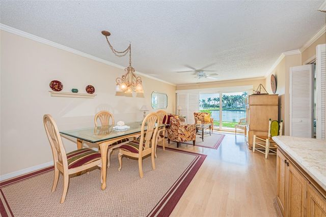 6080 BAHIA DEL MAR CIRCLE 112, St Petersburg, FL 33715