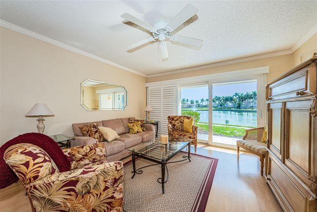 6080 BAHIA DEL MAR CIRCLE 112, St Petersburg, FL 33715