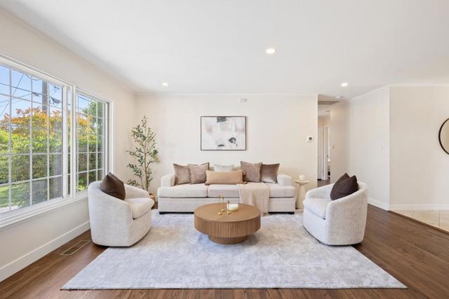 4889 Clarendon Drive, San Jose, CA 95129