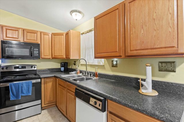 2747 Faringdon Drive, Tallahassee, FL 32303