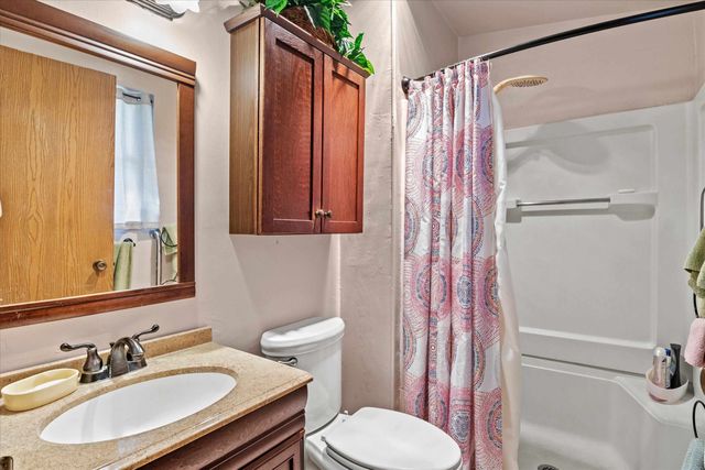 2747 Faringdon Drive, Tallahassee, FL 32303