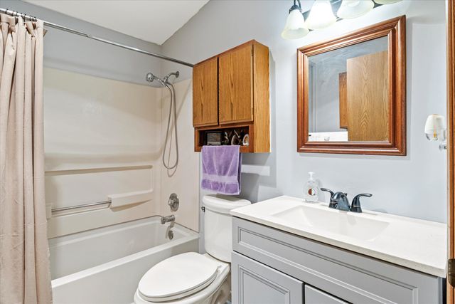 2747 Faringdon Drive, Tallahassee, FL 32303