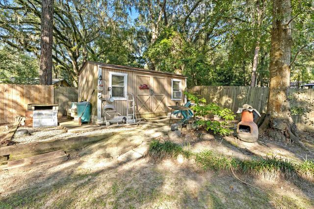 2747 Faringdon Drive, Tallahassee, FL 32303