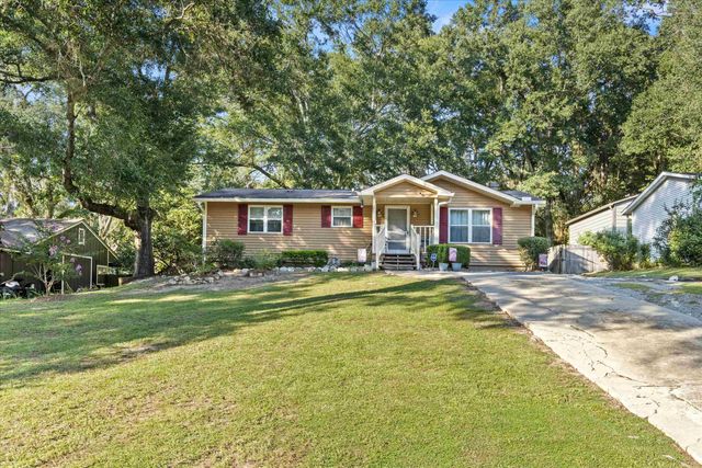 2747 Faringdon Drive, Tallahassee, FL 32303