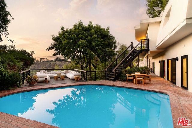 13490 Firth Drive, Los Angeles, CA 90210