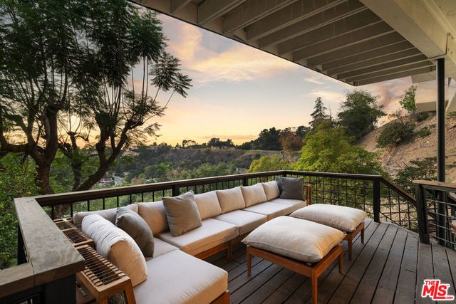 13490 Firth Drive, Los Angeles, CA 90210