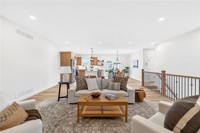 1167 VALLEY CLUB 115, Penn Twp, PA 15642