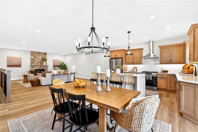 1167 VALLEY CLUB 115, Penn Twp, PA 15642