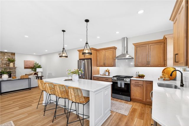 1167 VALLEY CLUB 115, Penn Twp, PA 15642