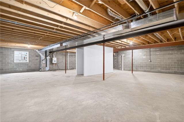 1167 VALLEY CLUB 115, Penn Twp, PA 15642