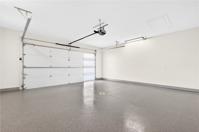 1167 VALLEY CLUB 115, Penn Twp, PA 15642