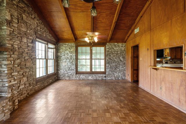 7 Tammy LN, Round Rock, TX 78665