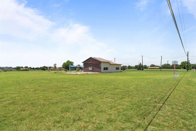 7 Tammy LN, Round Rock, TX 78665